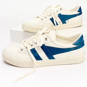 White Sneakers New in Box